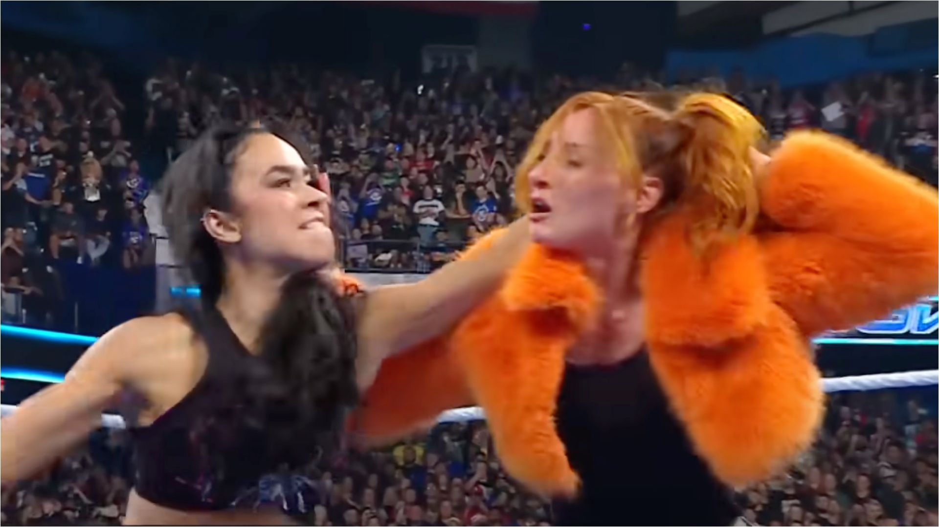 WWE Shares Becky Lynch's Live Reaction to AJ Lee's Return
