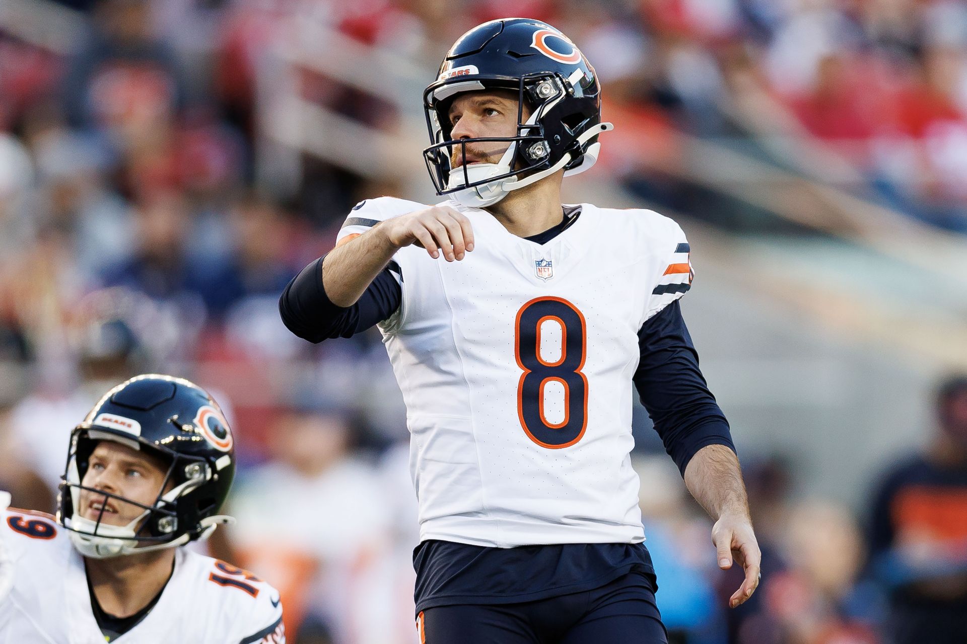 "Worst kicker in all of football": Bears fans want Cairo Santos cut after costing the game vs. Vikings on MNF