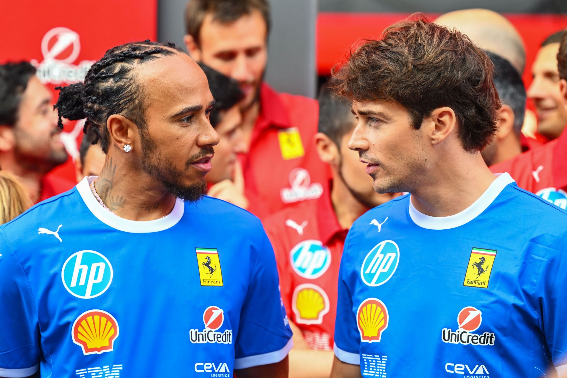 Lewis Hamilton explains key highlight move involving Charles Leclerc: “Just to really show solidarity”