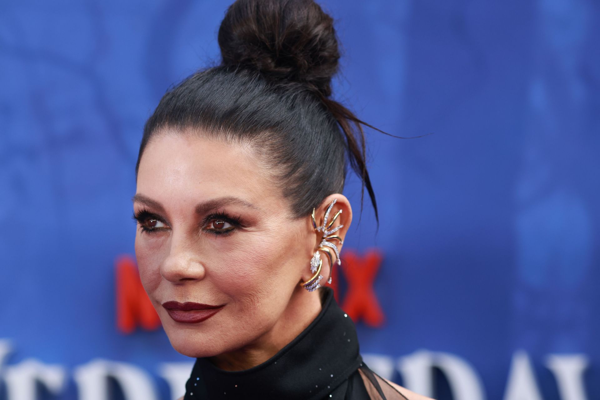 "Red flag territory": Perez Hilton reacts after Wednesday star Catherine Zeta-Jones' "controversial" take about interacting with 12-year-old fan