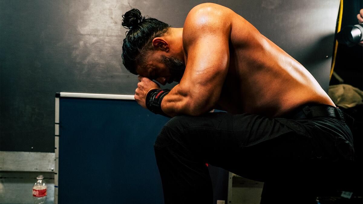Roman Reigns receives a message from his Bloodline family member who is no longer loyal to him