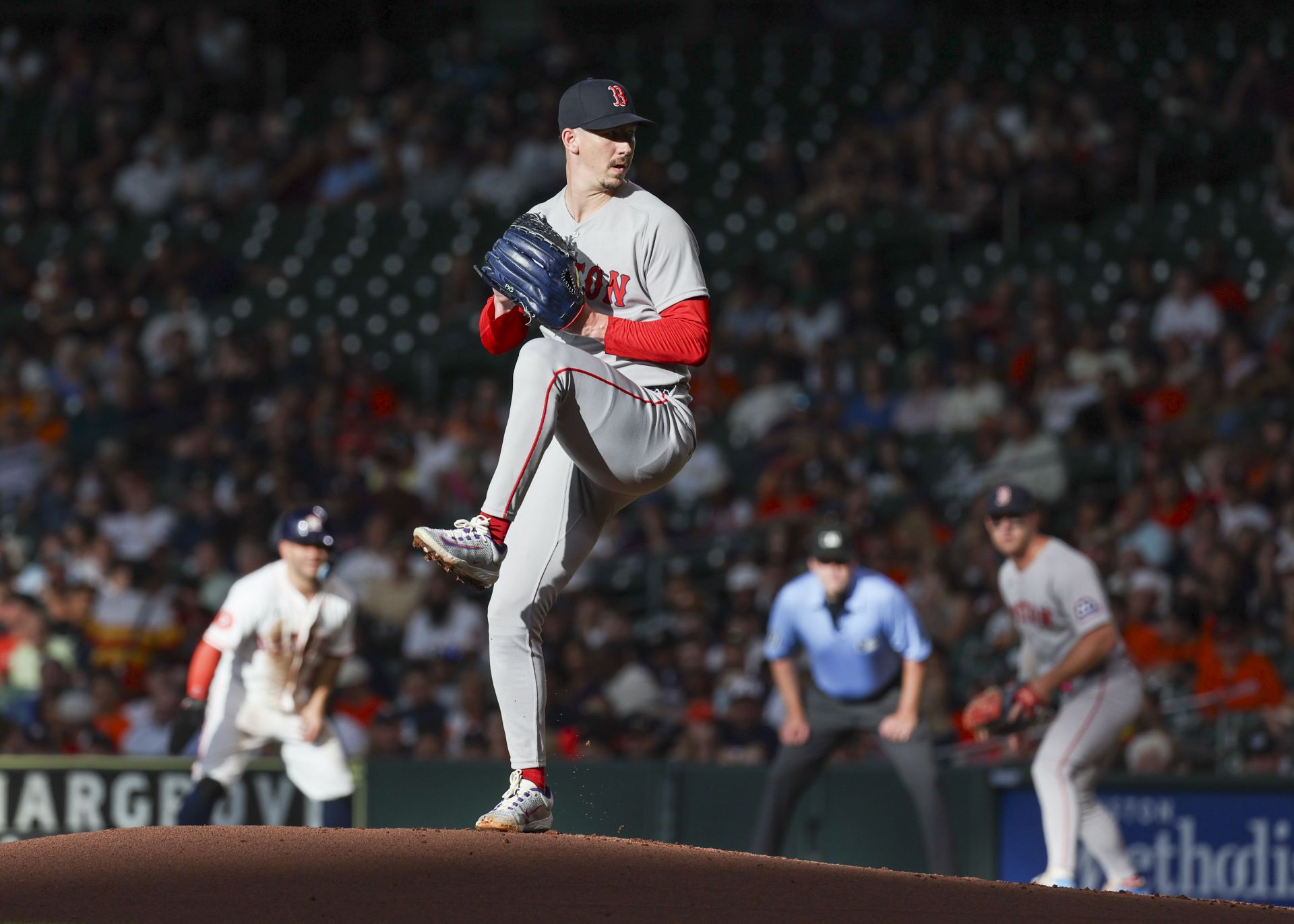 Walker Buehler drops 2-word message after Phillies scoop up veteran RHP post-Red Sox release