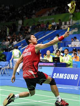 Badminton Basics: 2. Backhand Grip