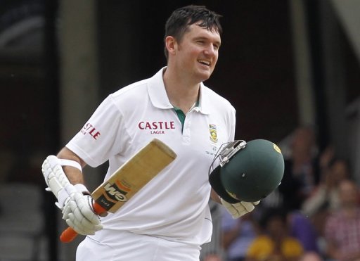 Smith will join Oval-based Surrey after the conclusion of South Africa's home series against Pakistan in March Smith will join Oval-based Surrey after the conclusion of South Africa's home series against Pakistan in March