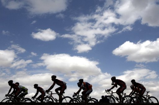 Australian clothing firm SKINS threatened Sunday to sue world cycling governing body UCI for $2.0 million Australian clothing firm SKINS threatened Sunday to sue world cycling governing body UCI for $2.0 million