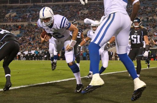 Luck's streak of 4 straight 300-yard passing games came to an end, but the rookie QB delivered on the ground Luck's streak of 4 straight 300-yard passing games came to an end, but the rookie QB delivered on the ground
