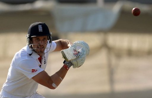 Nick Compton hit 54 not out as England reached 118 for no loss Nick Compton hit 54 not out as England reached 118 for no loss