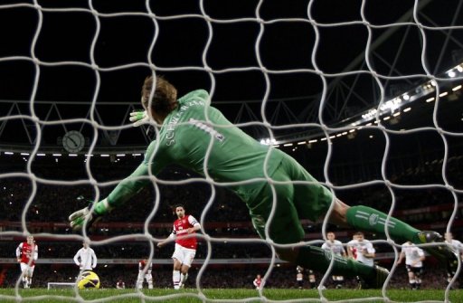 Mark Schwarzer was the hero for Fulham as he saved Mikel Arteta's penalty at the death Mark Schwarzer was the hero for Fulham as he saved Mikel Arteta's penalty at the death