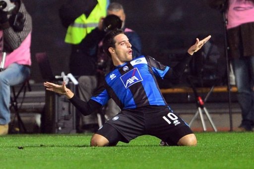Atalanta's Giacomo Bonaventura celebrates after scoring Atalanta's Giacomo Bonaventura celebrates after scoring