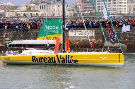 The 27-year-old pulled out as he tried to head back to the western French port of Les Sable d'Olonne The 27-year-old pulled out as he tried to head back to the western French port of Les Sable d'Olonne