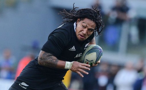 All Blacks centre Ma'a Nonu (R) controls the ball All Blacks centre Ma'a Nonu (R) controls the ball