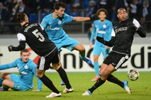 Zenit St Petersburg Danny (C) vies with Malaga's Martin Demichelis (L) and Oguchi Onyewu (R) Zenit St Petersburg Danny (C) vies with Malaga's Martin Demichelis (L) and Oguchi Onyewu (R)