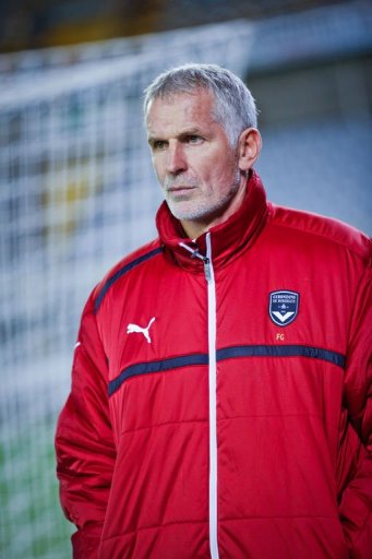 Bordeaux head coach Francis Gillot looks on during a training session in Bruges Bordeaux head coach Francis Gillot looks on during a training session in Bruges