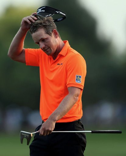 Luke Donald has now gone exactly 100 holes without a bogey ot the Earth course at the Jumeirah Golf Estates Luke Donald has now gone exactly 100 holes without a bogey ot the Earth course at the Jumeirah Golf Estates