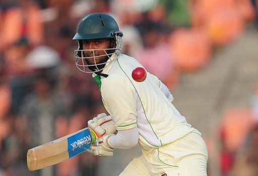 Bangladeshi allrounder Shakib Al Hasan carried the home team from a precarious 82-5 to 262-6 at close of play Bangladeshi allrounder Shakib Al Hasan carried the home team from a precarious 82-5 to 262-6 at close of play