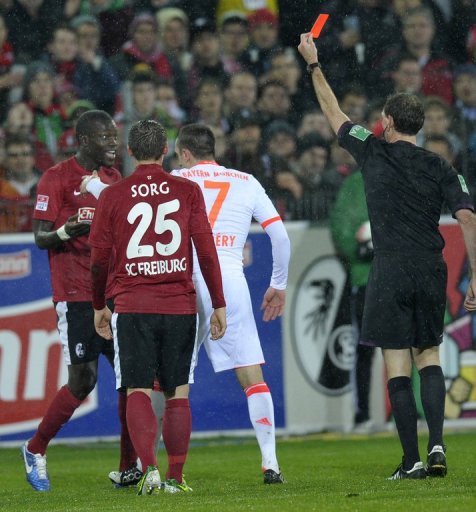 Hosts Freiburg were reduced to 10 men when Senegal defender Fallou Diagne was shown a straight red Hosts Freiburg were reduced to 10 men when Senegal defender Fallou Diagne was shown a straight red