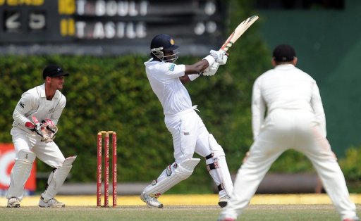 All-rounder Angelo Mathews was 27 not out but Sri Lanka face a major fight to save the match All-rounder Angelo Mathews was 27 not out but Sri Lanka face a major fight to save the match