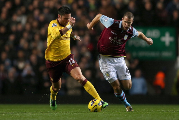 Aston Villa v Arsenal - Premier League
