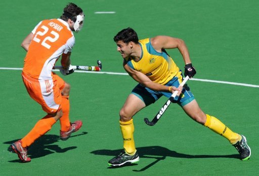 Australia and the Netherlands played out a scoreless draw to keep open the fight for top spot in Pool B Australia and the Netherlands played out a scoreless draw to keep open the fight for top spot in Pool B