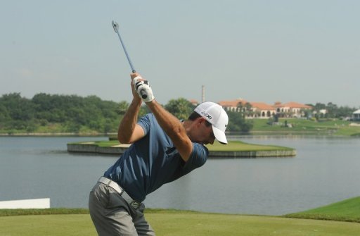 The 2011 Masters champion hit seven birdies in steamy conditions at the Amata Spring course The 2011 Masters champion hit seven birdies in steamy conditions at the Amata Spring course