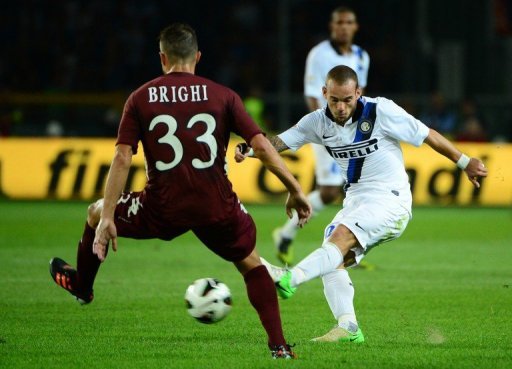 Sneijder is out of the Inter squad to face Napoli on Sunday amid an ongoing contract dispute Sneijder is out of the Inter squad to face Napoli on Sunday amid an ongoing contract dispute