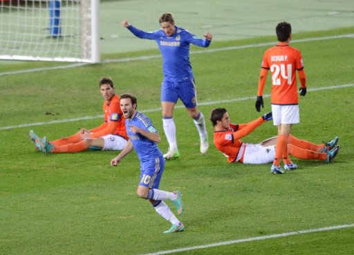 Fernando Torres (top centre) and Juan Mata (2nd left) in the Club World Cup semi-final in Yokohama on December 13, 2012 Fernando Torres (top centre) and Juan Mata (2nd left) in the Club World Cup semi-final in Yokohama on December 13, 2012