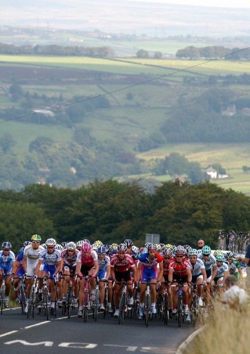 England's Tom Southam (centre) leads the pack in the Tour of Britain at Oxenhope, South Yorkshire, on September 2, 2004 England's Tom Southam (centre) leads the pack in the Tour of Britain at Oxenhope, South Yorkshire, on September 2, 2004