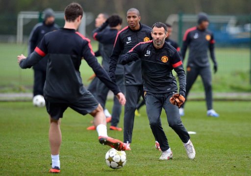 Manchester United's Ryan Giggs, pictured during a training session in Manchester, on November 6, 2012 Manchester United's Ryan Giggs, pictured during a training session in Manchester, on November 6, 2012