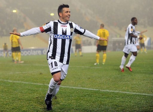 Antonio Di Natale plays in Udine on December 15, 2011 Antonio Di Natale plays in Udine on December 15, 2011
