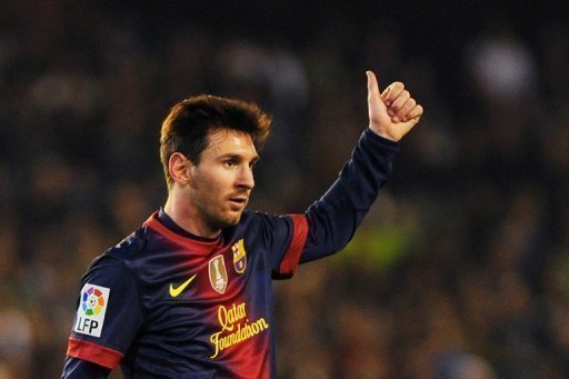 Lionel Messi gives the thumbs up during his side's match against Real Betis in Seville on December 9, 2012 Lionel Messi gives the thumbs up during his side's match against Real Betis in Seville on December 9, 2012