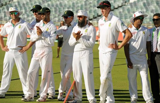 The South African team after the third Test match between South Africa and Australia in Perth on December 3, 2012 The South African team after the third Test match between South Africa and Australia in Perth on December 3, 2012