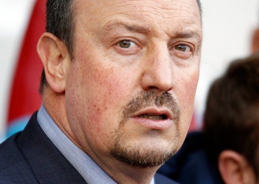 Chelsea interim manager Rafael Benitez pictured before the kick-off at a Premier League match on December 1, 2012 Chelsea interim manager Rafael Benitez pictured before the kick-off at a Premier League match on December 1, 2012