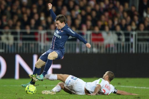 Brest's defender Ahmed Kantari (R) vies for the ball with Paris's forward Kevin Gameiro (L) on December 21, 2012 Brest's defender Ahmed Kantari (R) vies for the ball with Paris's forward Kevin Gameiro (L) on December 21, 2012