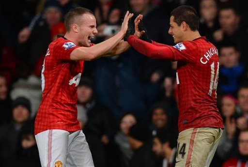 Man United's Javier Hernandez (R) celebrates with Tom Cleverley after scoring a goal vs Newcastle, on December 26, 2012 Man United's Javier Hernandez (R) celebrates with Tom Cleverley after scoring a goal vs Newcastle, on December 26, 2012