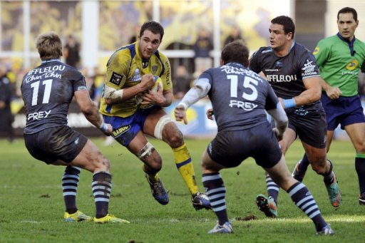 Clermont's Alexandre Lapandry runs with the ball on December 30, 2012 at the stadium Marcel-Michelin Clermont's Alexandre Lapandry runs with the ball on December 30, 2012 at the stadium Marcel-Michelin