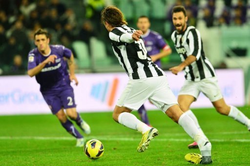 Juventus' forward Alessandro Matri (C) looses his shoe before scoring in Turin on February 9, 2013 Juventus' forward Alessandro Matri (C) looses his shoe before scoring in Turin on February 9, 2013