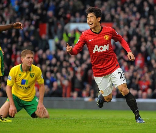 Manchester United's Shinji Kagawa celebrates scoring at Old Trafford stadium in Manchester on March 2, 2013 Manchester United's Shinji Kagawa celebrates scoring at Old Trafford stadium in Manchester on March 2, 2013
