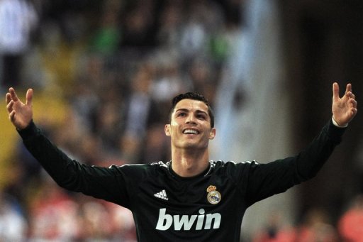 Real Madrid's Portuguese forward Cristiano Ronaldo at La Rosaleda stadium in Malaga on December 22, 2012 Real Madrid's Portuguese forward Cristiano Ronaldo at La Rosaleda stadium in Malaga on December 22, 2012