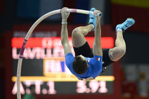 France's Renaud Lavillenie jumps to win the Pole Vault Men's Final in Gothenburg, Sweden, on March 3, 2013 France's Renaud Lavillenie jumps to win the Pole Vault Men's Final in Gothenburg, Sweden, on March 3, 2013