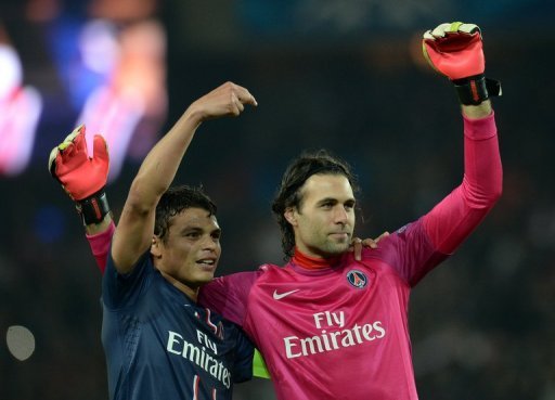 Paris Saint-Germain's Salvatore Sirigu (R) and Thiago Silva celebrate on March 6, 2013 in Paris Paris Saint-Germain's Salvatore Sirigu (R) and Thiago Silva celebrate on March 6, 2013 in Paris