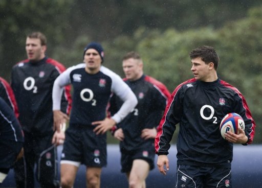 England's Ben Youngs (R) attends training session in Bagshot, south-east England, on March 8, 2013 England's Ben Youngs (R) attends training session in Bagshot, south-east England, on March 8, 2013