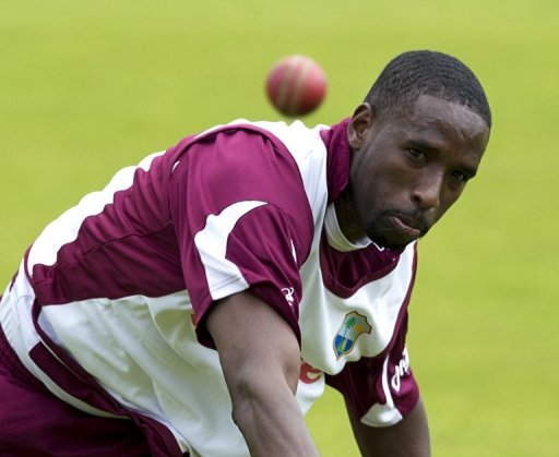 The West Indies' Shane Shillingford bowls during a practice at Lord's Cricket Ground in London on May 16, 2012 The West Indies' Shane Shillingford bowls during a practice at Lord's Cricket Ground in London on May 16, 2012