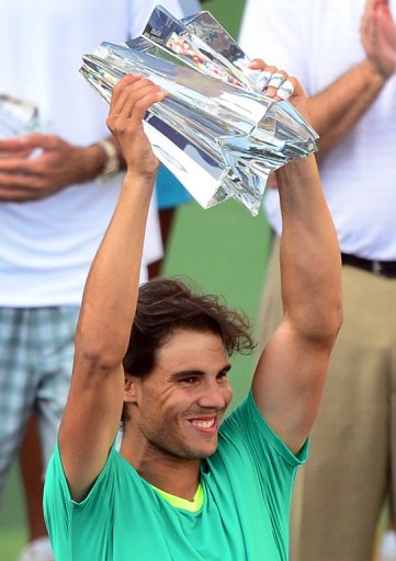 Rafael Nadal beat Juan Martin del Potro on March 17, 2013 in Indian Wells to win the BNP Paribas Open Rafael Nadal beat Juan Martin del Potro on March 17, 2013 in Indian Wells to win the BNP Paribas Open