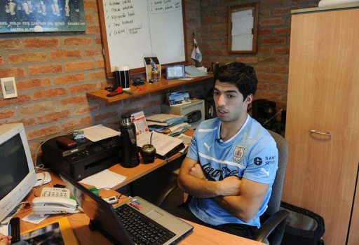 Luis Suarez speaks during an interview with AFP, after a training session on March 19, 2013, in Montevideo Luis Suarez speaks during an interview with AFP, after a training session on March 19, 2013, in Montevideo