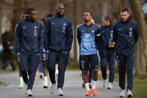 Members of the French national football team arrive for a training session near Paris, on March 18, 2013 Members of the French national football team arrive for a training session near Paris, on March 18, 2013