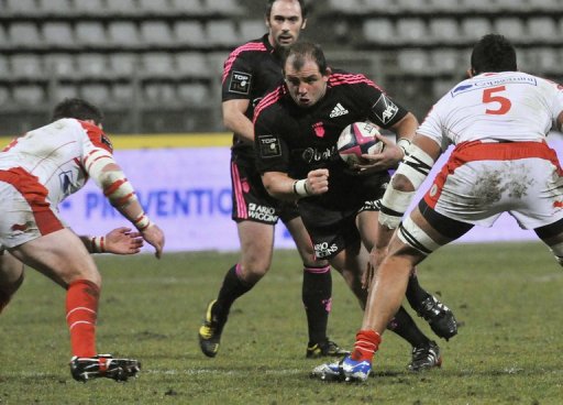Stade Francais' prop David Attoub (centre) on December 22, 2012 at the Stade Charlety stadium in Paris Stade Francais' prop David Attoub (centre) on December 22, 2012 at the Stade Charlety stadium in Paris
