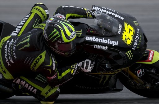 Yamaha MotoGP rider Cal Crutchlow powers his bike at the Sepang circuit outside Kuala Lumpur on February 5, 2013 Yamaha MotoGP rider Cal Crutchlow powers his bike at the Sepang circuit outside Kuala Lumpur on February 5, 2013