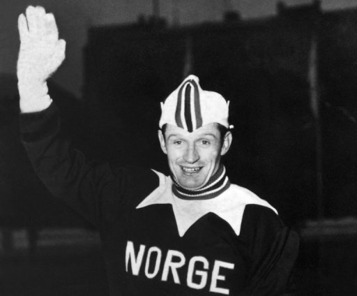 Hjalmar Andersen waves to photographers during the Winter Olympic Games on February 19, 1952 in OsloEN Hjalmar Andersen waves to photographers during the Winter Olympic Games on February 19, 1952 in OsloEN