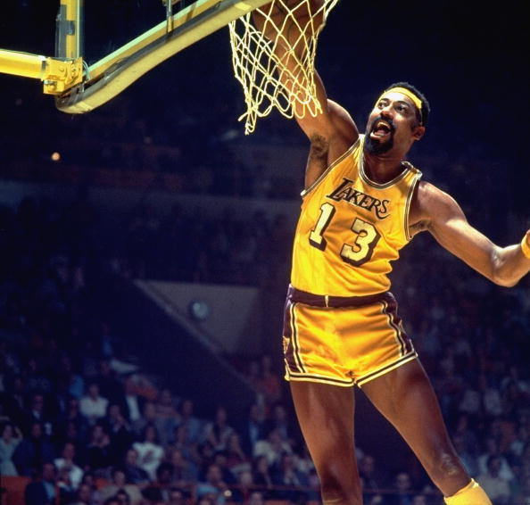 Page 3 - Wilt Chamberlain: Nobody cheers for Goliath
