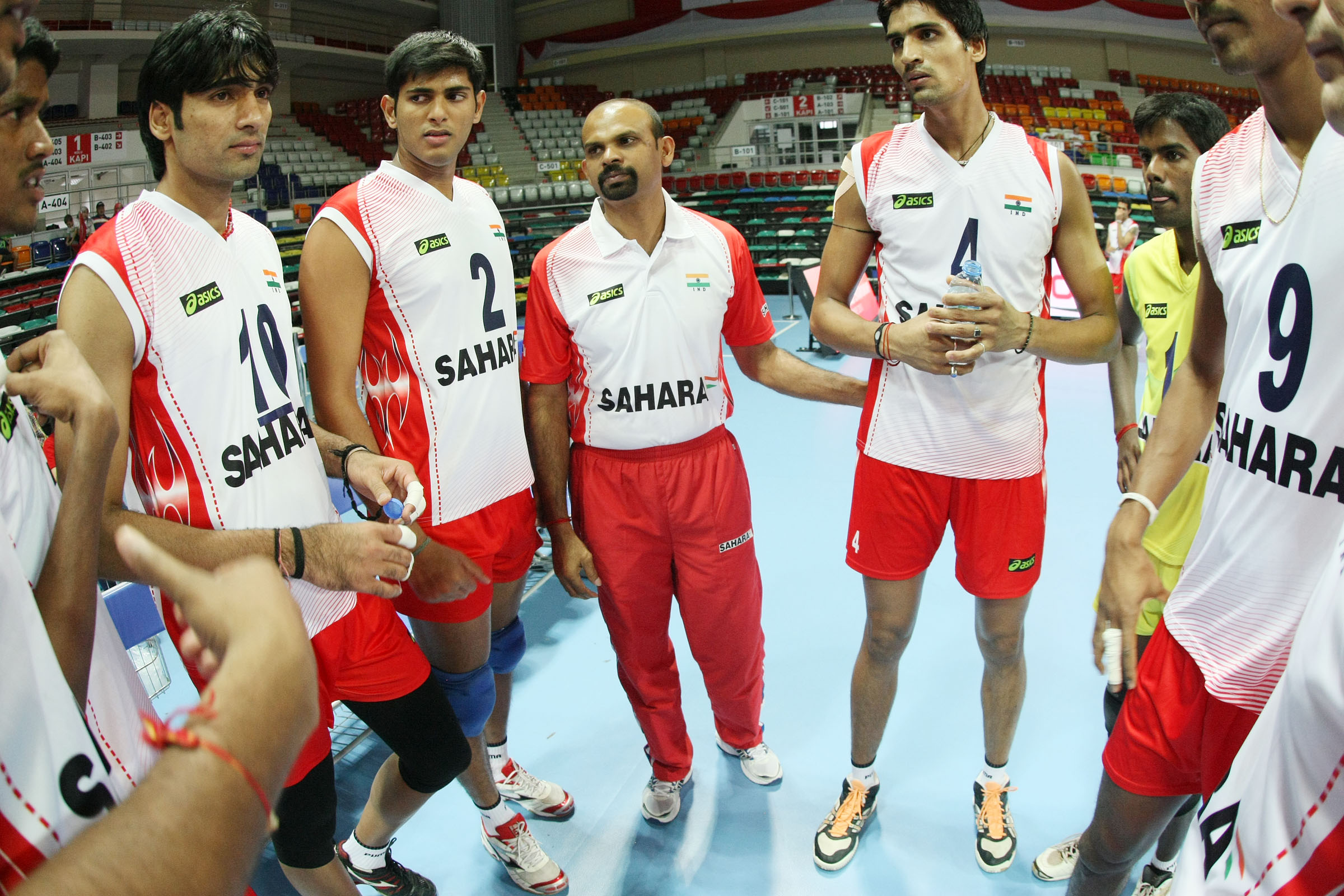China beat India to qualify for 2014 Volleyball World Championships
